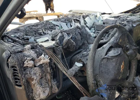 2014 Chevrolet Silverado C1500 Lt из США, поврежденный, VIN 3GCPCREC2EG518630